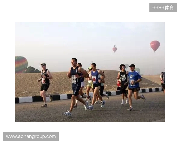 感人至深,朋友穿若塔球衣跑马拉松,期间与若塔妻子相拥 感人至深,朋友穿若塔球衣跑马拉松,期间与若塔妻子相拥