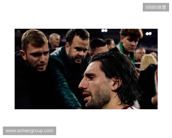 从天堂到地狱，索博在2-1领先后疯狂庆祝，被绝杀后伤心落泪